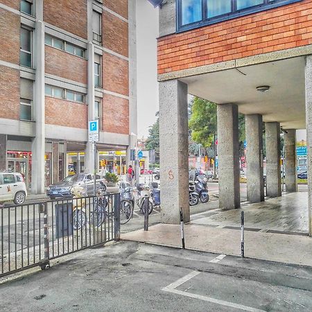 Central City Rooms M09 Apartment Bologna Exterior photo