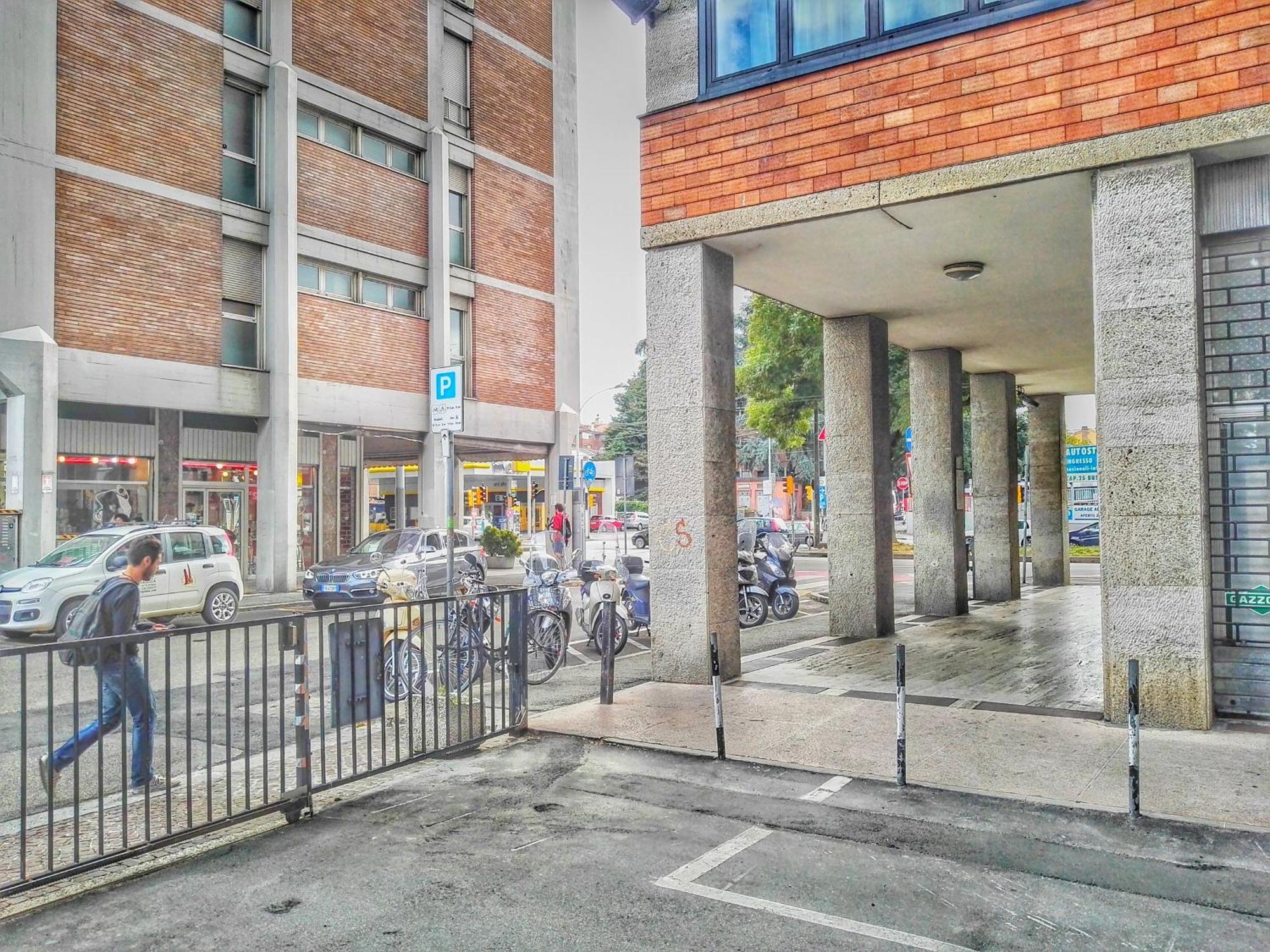 Central City Rooms M09 Apartment Bologna Exterior photo